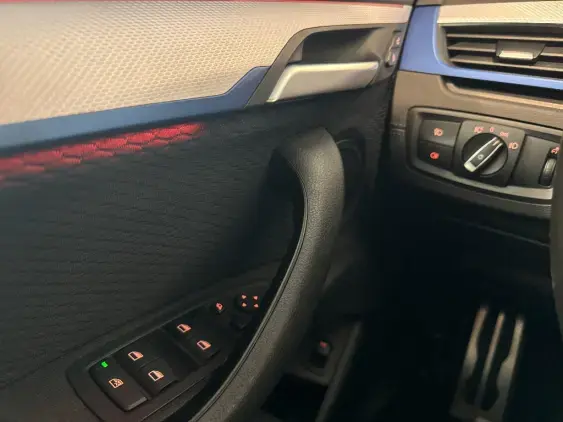 BMW X2 I - voiture d'occasion - Photo 17