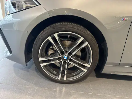 BMW SERIE 1 F40 - voiture d'occasion - Photo 21