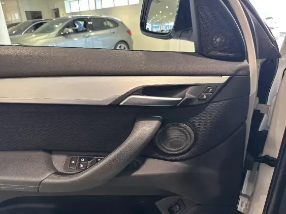 BMW X1 F48 - voiture d'occasion - Photo 15