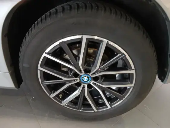 BMW X1 U11 - voiture d'occasion - Photo 22