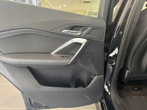 BMW X1 U11 - voiture d'occasion - Photo 12