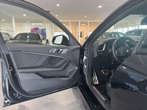 BMW SERIE 1 F40 - voiture d'occasion - Photo 19