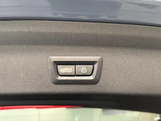 BMW SERIE 1 F40 - voiture d'occasion - Photo 15