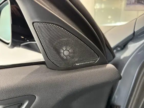 BMW SERIE 1 F40 - voiture d'occasion - Photo 17