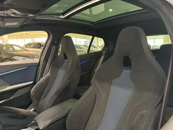 BMW SERIE 1 F40 - voiture d'occasion - Photo 18