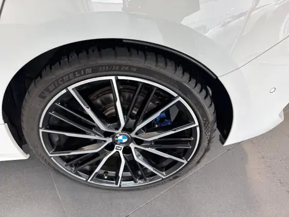 BMW SERIE 1 F40 - voiture d'occasion - Photo 13