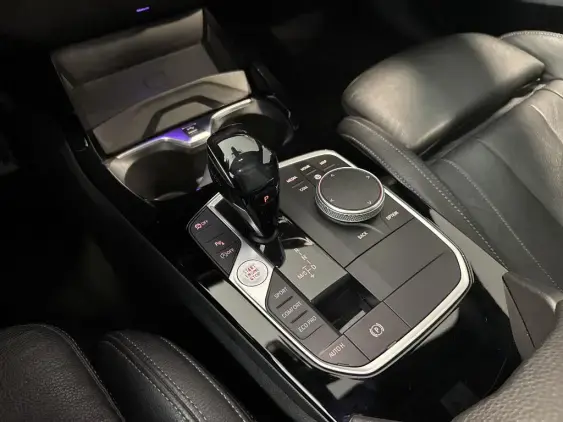 BMW SERIE 1 F40 - voiture d'occasion - Photo 15