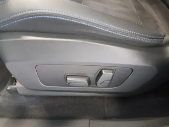 BMW X1 U11 - voiture d'occasion - Photo 18