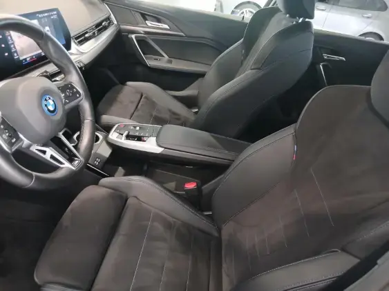 BMW X1 U11 - voiture d'occasion - Photo 19