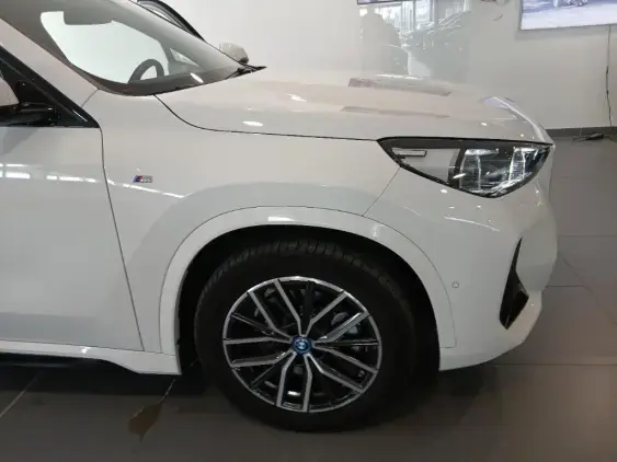 BMW X1 U11 - voiture d'occasion - Photo 21