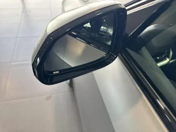 BMW X1 U11 - voiture d'occasion - Photo 17