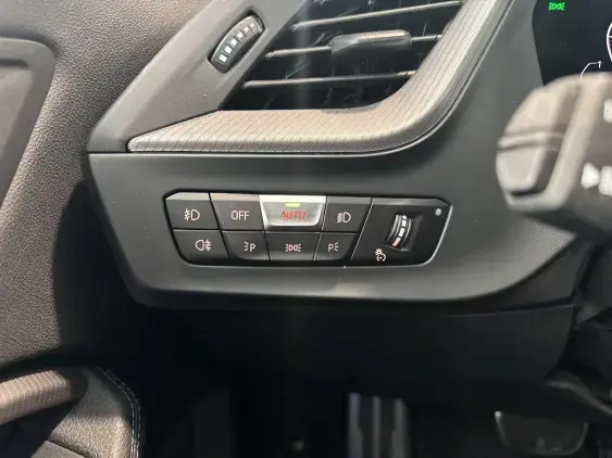 BMW SERIE 1 F40 - voiture d'occasion - Photo 15