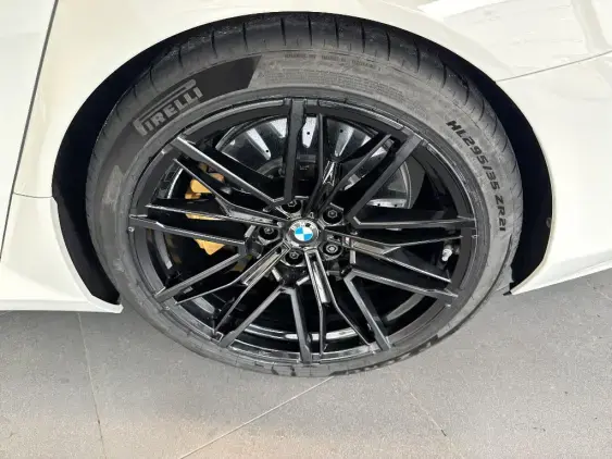 BMW M5 G90 - voiture d'occasion - Photo 14