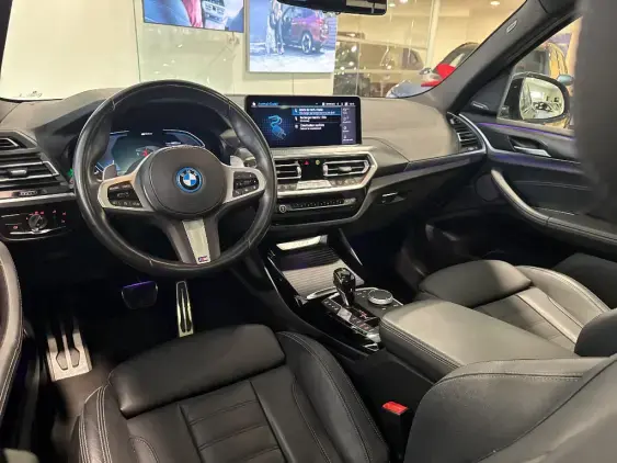 BMW X3 III - voiture d'occasion - Photo 19