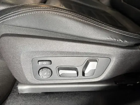 BMW X4 G02 - voiture d'occasion - Photo 18