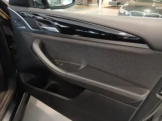 BMW X3 III - voiture d'occasion - Photo 18