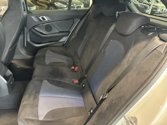 BMW SERIE 1 F40 - voiture d'occasion - Photo 12