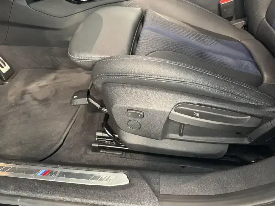 BMW SERIE 1 F40 - voiture d'occasion - Photo 13