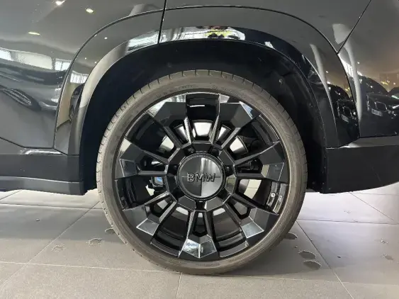 BMW XM G09 - voiture d'occasion - Photo 23