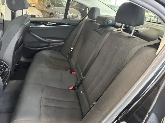 BMW SERIE 5 G30 - voiture d'occasion - Photo 12