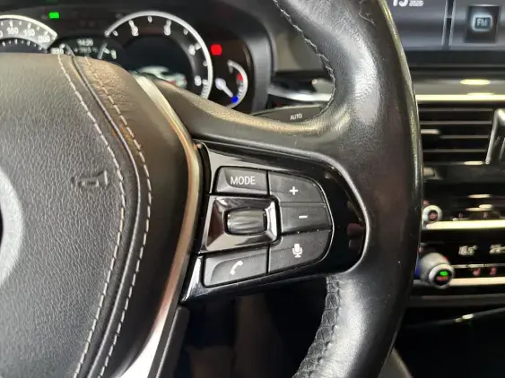 BMW SERIE 5 G30 - voiture d'occasion - Photo 14