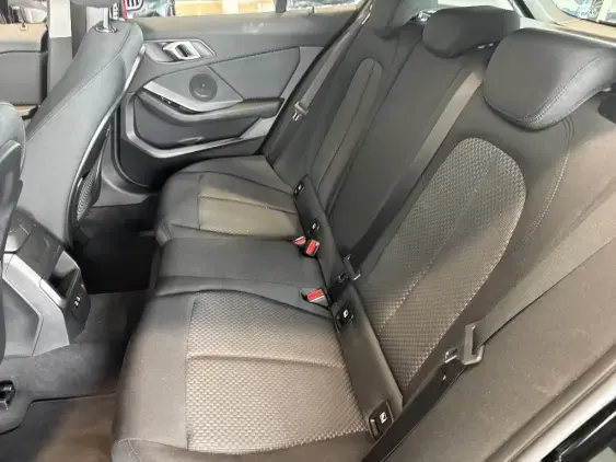 BMW SERIE 1 F40 - voiture d'occasion - Photo 13