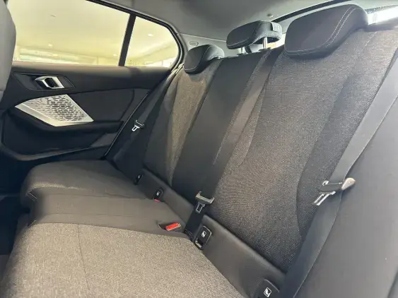 BMW SERIE 1 F70 - voiture d'occasion - Photo 14