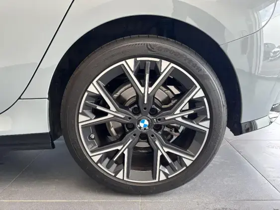 BMW SERIE 1 F70 - voiture d'occasion - Photo 17