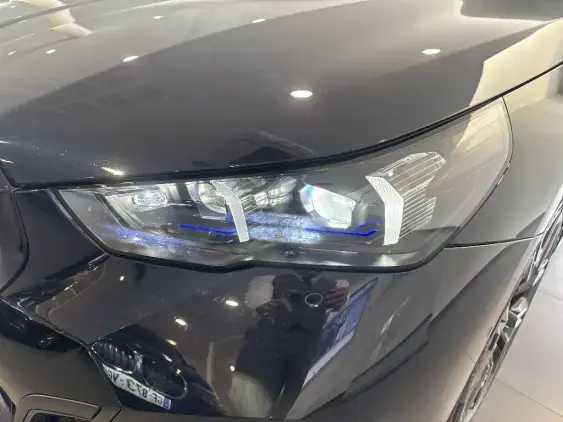 BMW SERIE 5 BERLINE G60 - voiture d'occasion - Photo 12