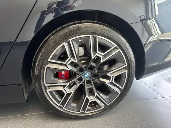 BMW SERIE 5 BERLINE G60 - voiture d'occasion - Photo 14