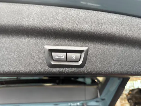 BMW X1 U11 - voiture d'occasion - Photo 11