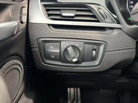 BMW X2 I - voiture d'occasion - Photo 17