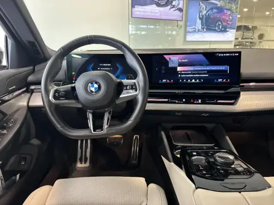 BMW SERIE 5 BERLINE G60 - voiture d'occasion - Photo 18