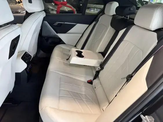 BMW SERIE 5 BERLINE G60 - voiture d'occasion - Photo 19