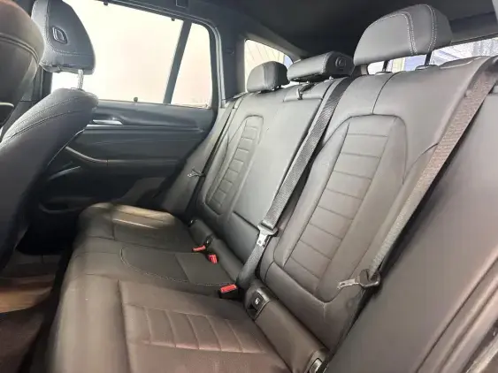 BMW X3 III - voiture d'occasion - Photo 11