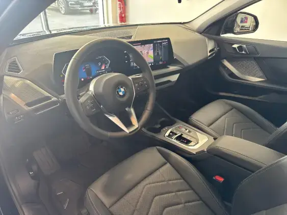 BMW SERIE 1 F70 - voiture d'occasion - Photo 13