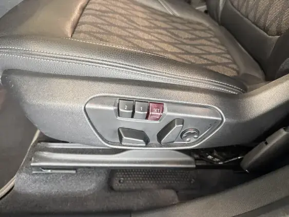 BMW X1 F48 LCI - voiture d'occasion - Photo 17