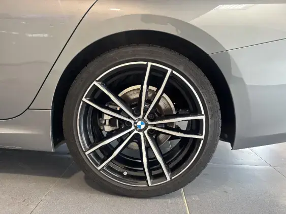BMW SERIE 3 TOURING VII - voiture d'occasion - Photo 22