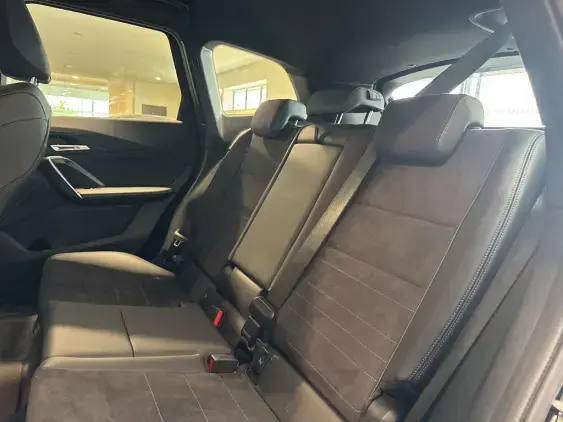 BMW X1 U11 - voiture d'occasion - Photo 11