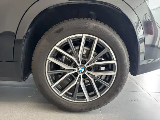 BMW X1 U11 - voiture d'occasion - Photo 18