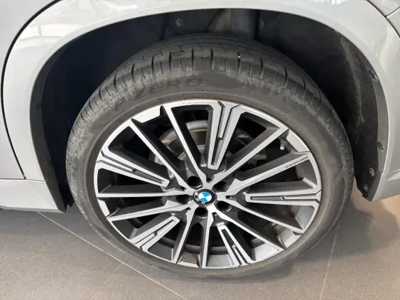 BMW X1 U11 - voiture d'occasion - Photo 15