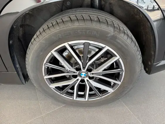 BMW X1 U11 - voiture d'occasion - Photo 11
