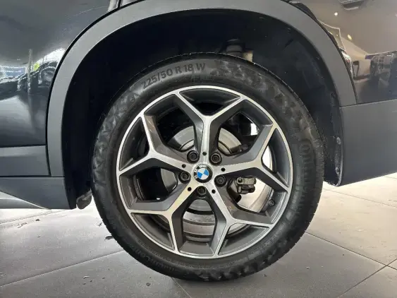 BMW X1 F48 LCI - voiture d'occasion - Photo 17