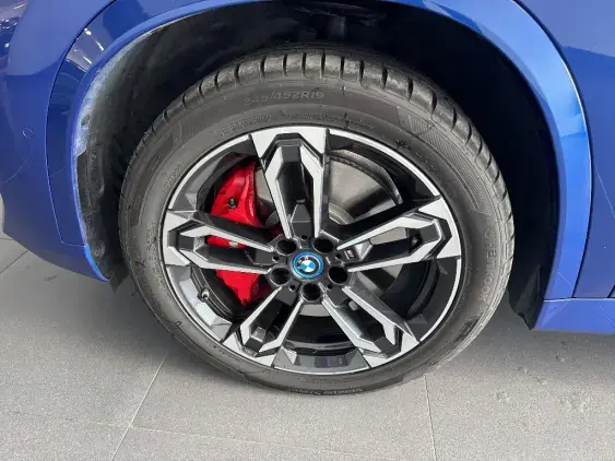BMW X1 U11 - voiture d'occasion - Photo 12