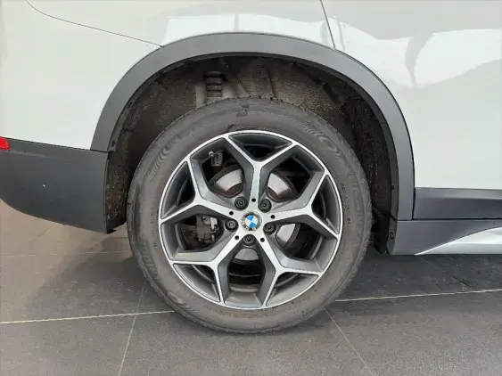 BMW X1 F48 - voiture d'occasion - Photo 22