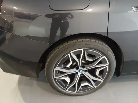 BMW iX I20 - voiture d'occasion - Photo 19
