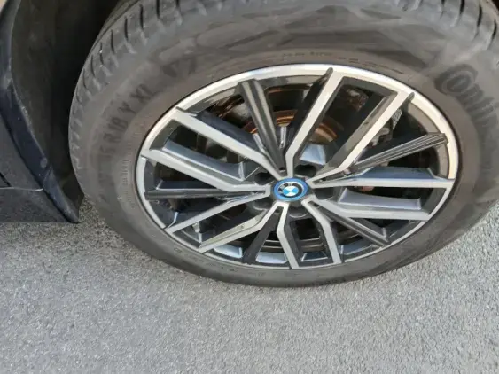 BMW iX1 U11 - voiture d'occasion - Photo 20