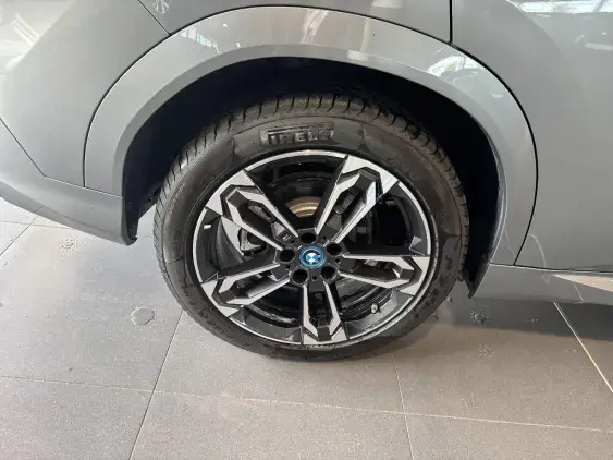 BMW iX2 U10 - voiture d'occasion - Photo 15