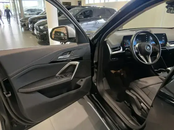 BMW X1 U11 - voiture d'occasion - Photo 17