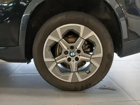BMW X1 U11 - voiture d'occasion - Photo 21